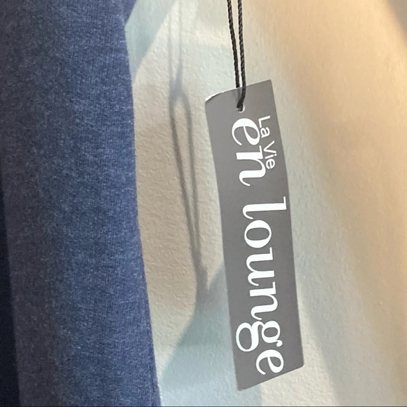 LA VIE EN ROSE Sz L La Vie En Lounge Kangaroo Pocket Hooded Long Tunic NEW - Picture 6 of 14